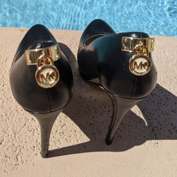 Michael Kors Black Platform Pump Heels - Picture 2 of 6